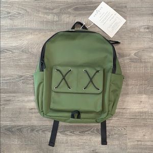 Venque life proof backpack